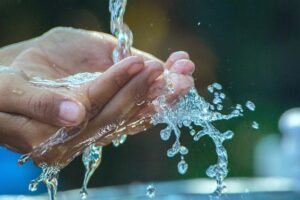 When Can I Wash My Hair After CO2 Laser Treatment? Expert Advice