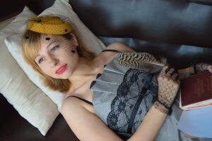 Can Feather Pillows Be Dry Cleaned? Expert Advice for Freshness!