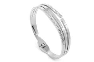 Charm Bracelet TLC: How to Clean Pandora Bracelet at Home! 1 Charm Bracelet TLC: How to Clean Pandora Bracelet at Home!