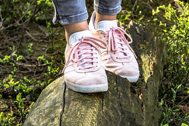 Can You Wash Light Up Shoes in the Washing Machine? Footwear Care 10 Common mistakes to avoid when washing light up shoes