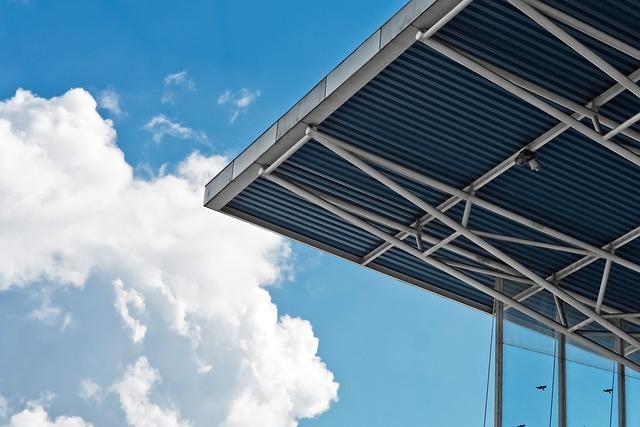 Can You Pressure Wash a Metal Roof? Roof Maintenance Guidelines 7 Heading 6: Common Mistakes to Avoid When Cleaning a Metal Roof