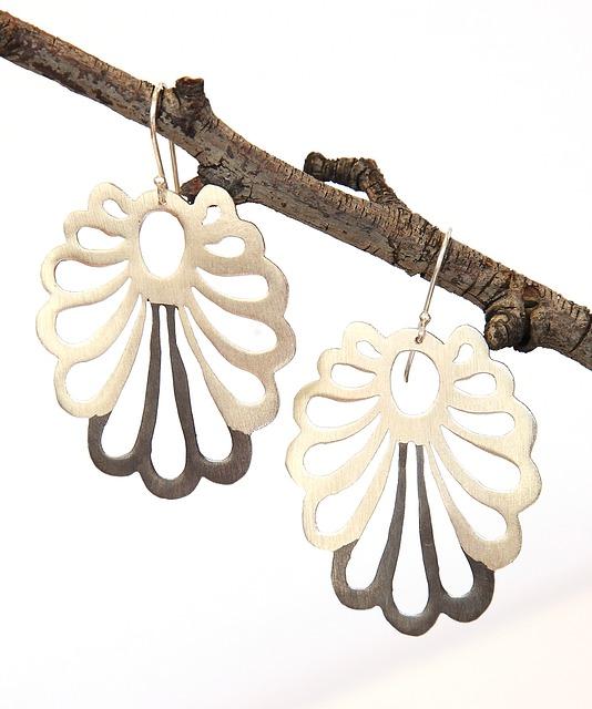 Sterling Silver Sparkle: How to Clean Sterling Silver Jewelry at Home! 6 - The Importance of Regularly Cleaning Your Sterling Silver Jewelry