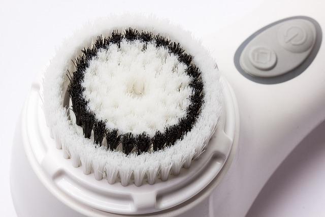 Selecting the Right Cleaning Method for Your Blackout Curtains