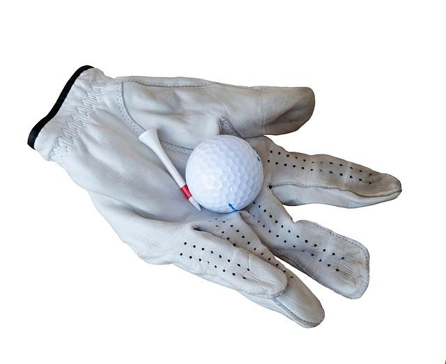 Understanding the Material of Golf Gloves