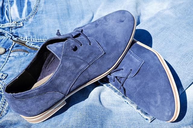 Suede Shoe Maintenance: How to Clean Suede on Shoes for Lasting Softness! 6 Tips for Preventing Stains and Water Damage on Suede Shoes