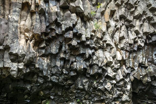 How Much Do Speed Queen Washing Machines Cost? Budgeting Tips 6 - Considering the Long-Term Value and Durability of Speed Queen Washers