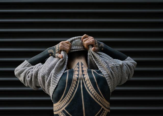 Can You Wash a Tattoo with Dawn Soap? Expert Advice for Aftercare 3 How to Properly Care for Your Fresh Tattoo Using Dawn Dish Soap