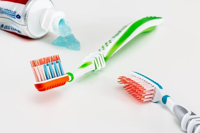 Expert Guide: How to Clean Gum Pockets at Home for Dental Health 9 Heading 10: Maintaining Good Oral Hygiene Practices to Support Gum Pocket Health